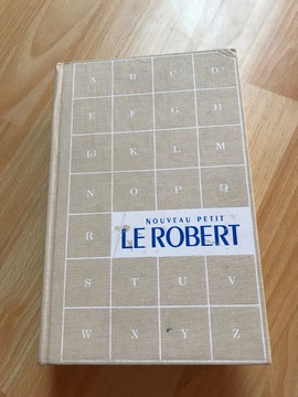 dictionnaire LE PETIT ROBERT
