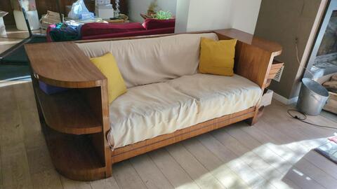 canapé en bois style art deco