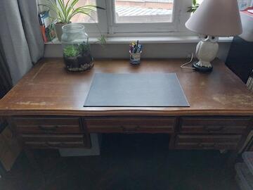 Bureau en bois ancien