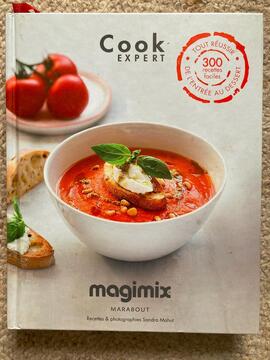 Livre Magimix- 300 Recettes faciles de l'entrée au dessert
