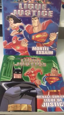 2 livres souples Justice League 19 X 18 cms