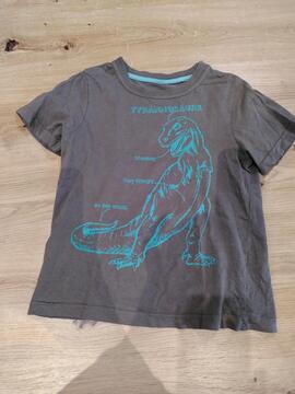 T-shirt Tyrannosaure taille 8 ans