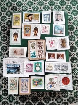 donne timbres collection étrangers n12