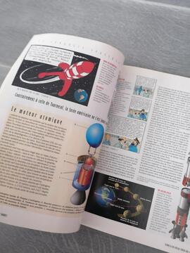 Magazine tintin chez les savants Science et Vie édition spéciale