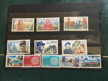 lot unique timbres neufs !!