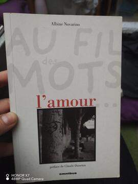 Au fil des mots, l'amour.