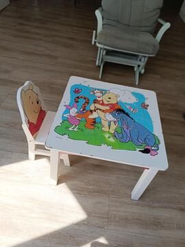 Table enfant Winnie l'ourson