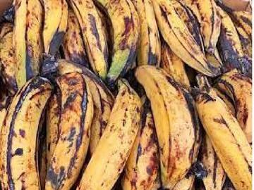Caisse de bananes mûres