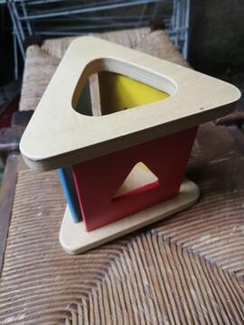 [✅🕸️] Triangle jouet en bois