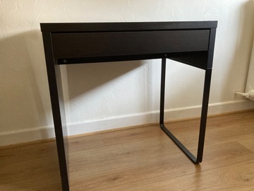 petit bureau (IKEA)