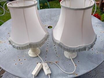 2 lampes de chevet