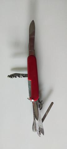 couteau suisse multifonction