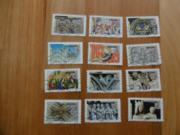 Série 12 timbres Art gothique