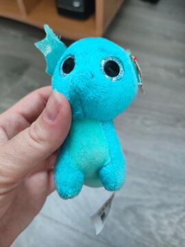 petite peluche dragon