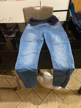 Jean « Vêtements de maternité » ( Boohoo )