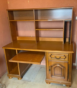 Bureau en bois