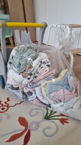 lot de vêtement enfant 4 ans, Pyjamas et sous-pulls /finettes