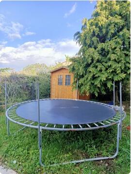 Trampoline