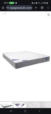 matelas 2m sur 90 et 2m sur 180 plus 3 sommiers 2m sur 90