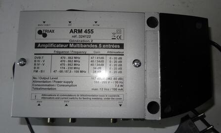 Amplificateur multi-bandes Triax ARM 455