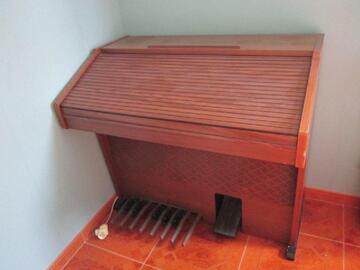 Orgue Crumar model 210