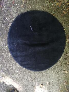 Tapis rond noir