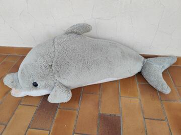 Grande peluche dauphin