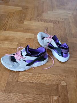 chaussures enfant Nike t.38