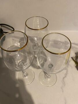 Lot de 3 verres à vin Gifi