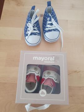 chaussure bébé taille 16