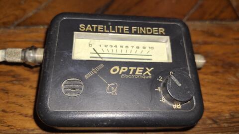 Satellite finder