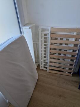 lit cododo en bois + matelas BIO