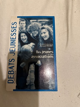 livre des jeunes et des associations