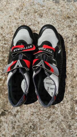 Chaussures vélo Vittoria noires - t44