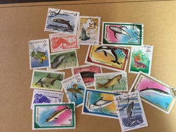 lot unique timbres poissons 29/8