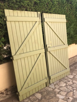 Portes en bois massif