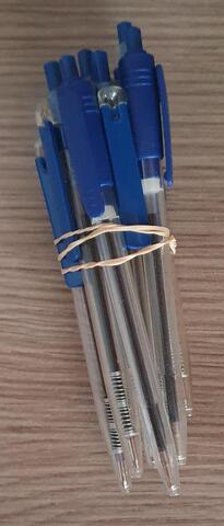 lot 10 stylos bleus