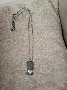 collier avec pendentif