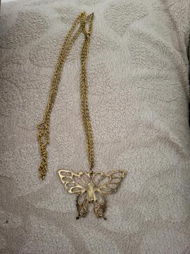 collier papillon