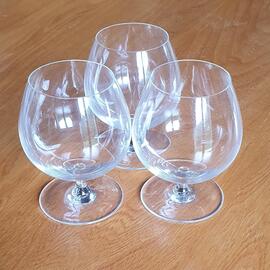 3 verres à cognac