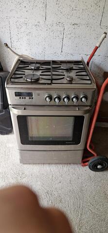 cuisinière gaz + electrique