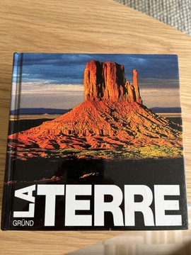 livre « La Terre »