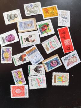 lot unique timbres Français 2016. l