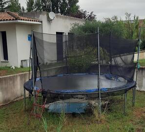 Grand trampoline