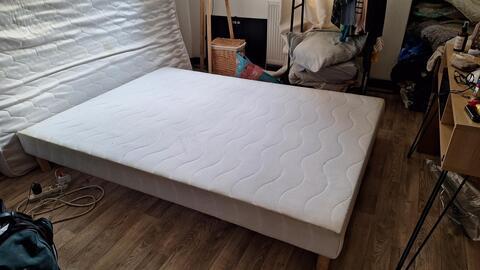 Sommier + matelas