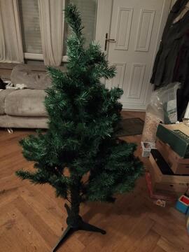 Sapin de Noël en plastique 1m20