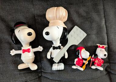 LOT PERSONNAGE SNOOPY