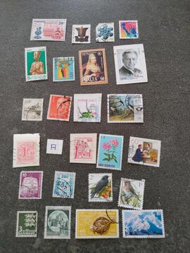 Timbres du monde entier lot A