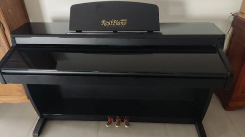 Grand piano clavier synthétiseur RealPiano Digital RP120