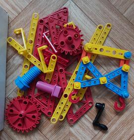 lot de meccano en plastique pour petits enfants